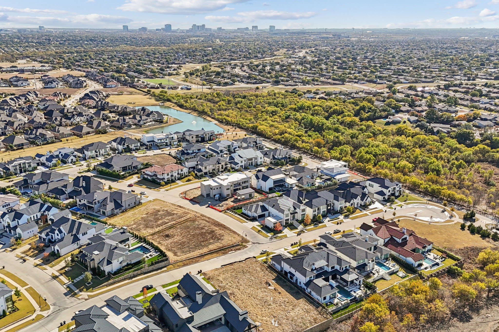 1564 Chambord Avenue