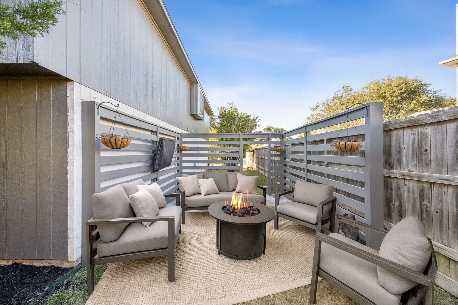 710 Bluffview Drive