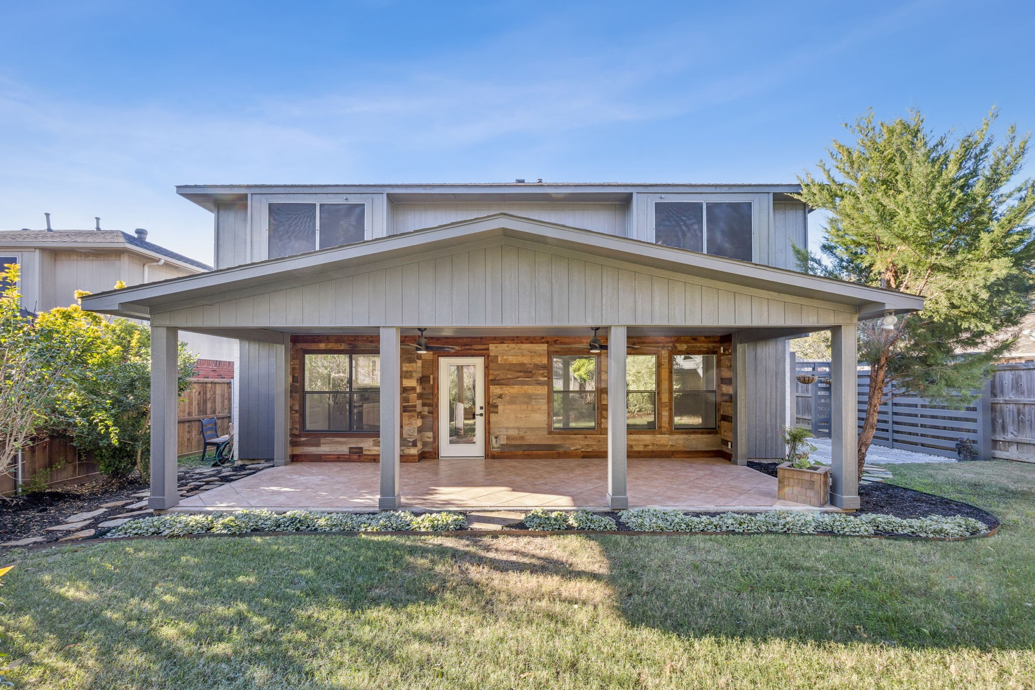 710 Bluffview Drive