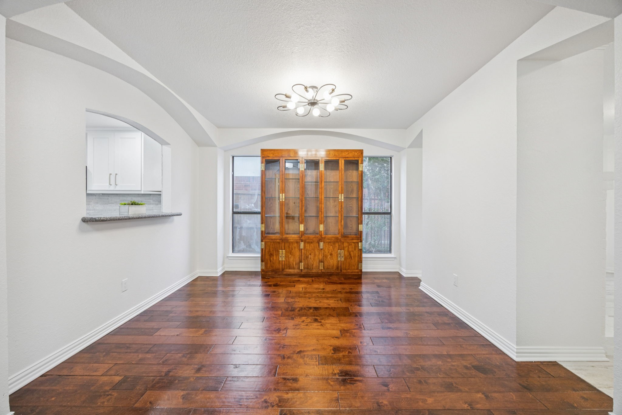 710 Bluffview Drive