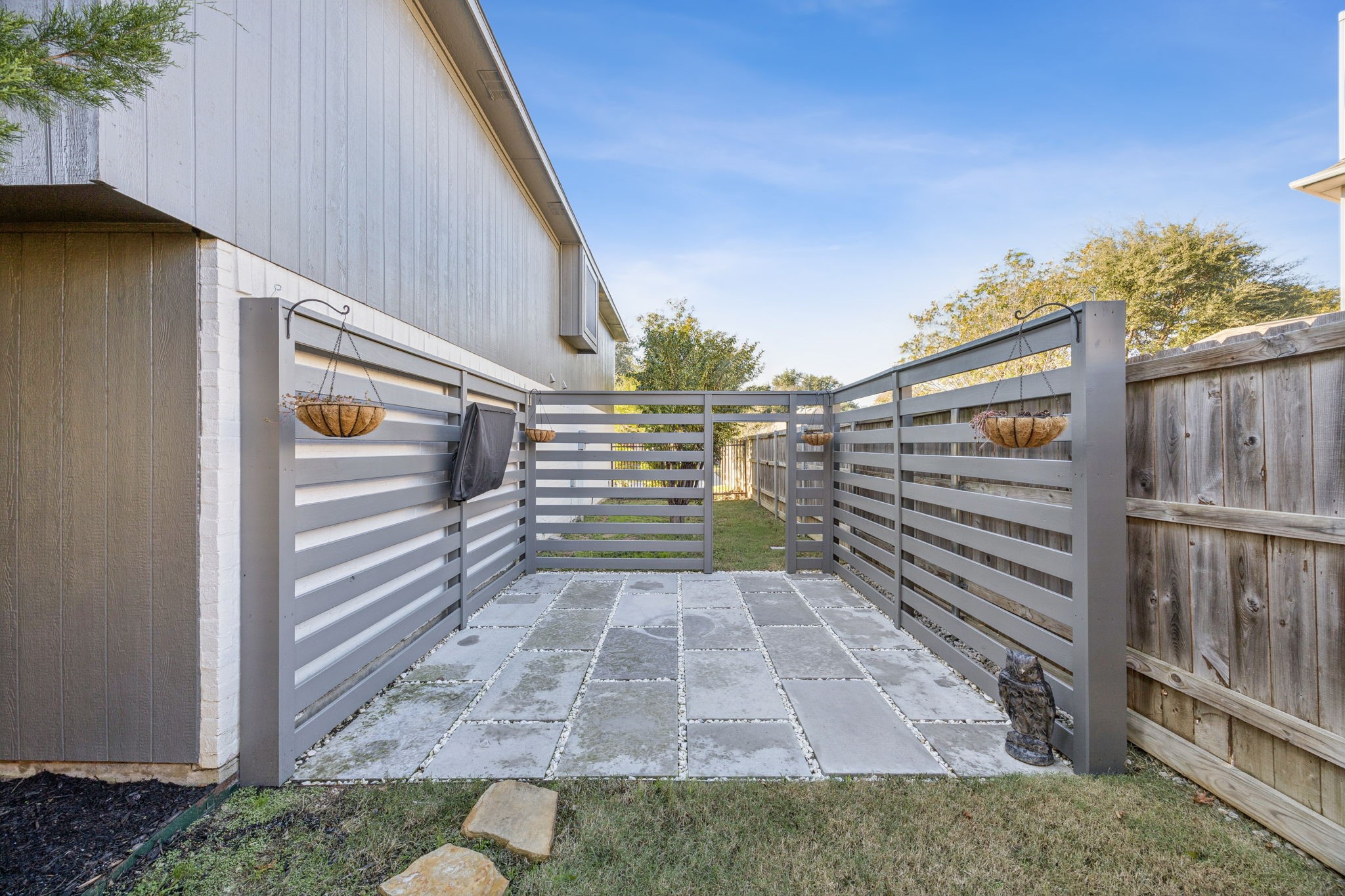 710 Bluffview Drive