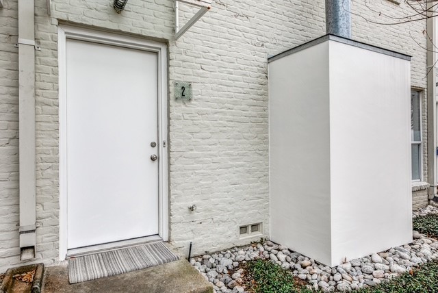 4122 Travis Street 2