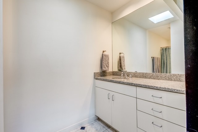 4122 Travis Street 2