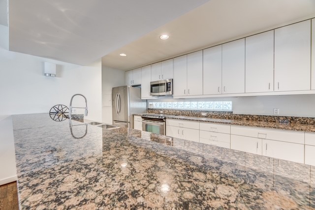 4122 Travis Street 2