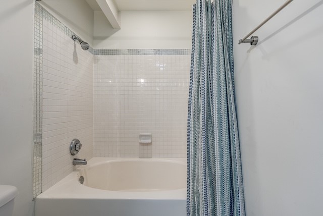 4122 Travis Street 2