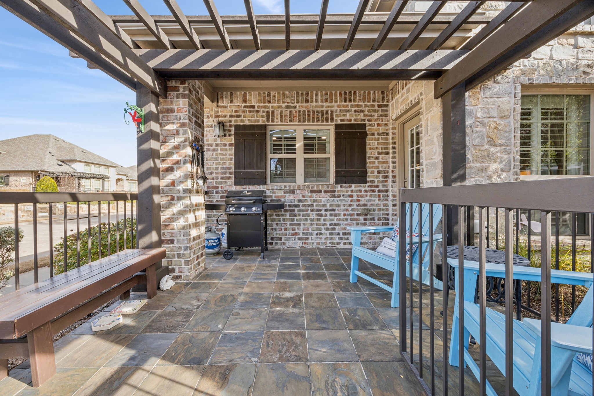 5711 Orchard Parkway