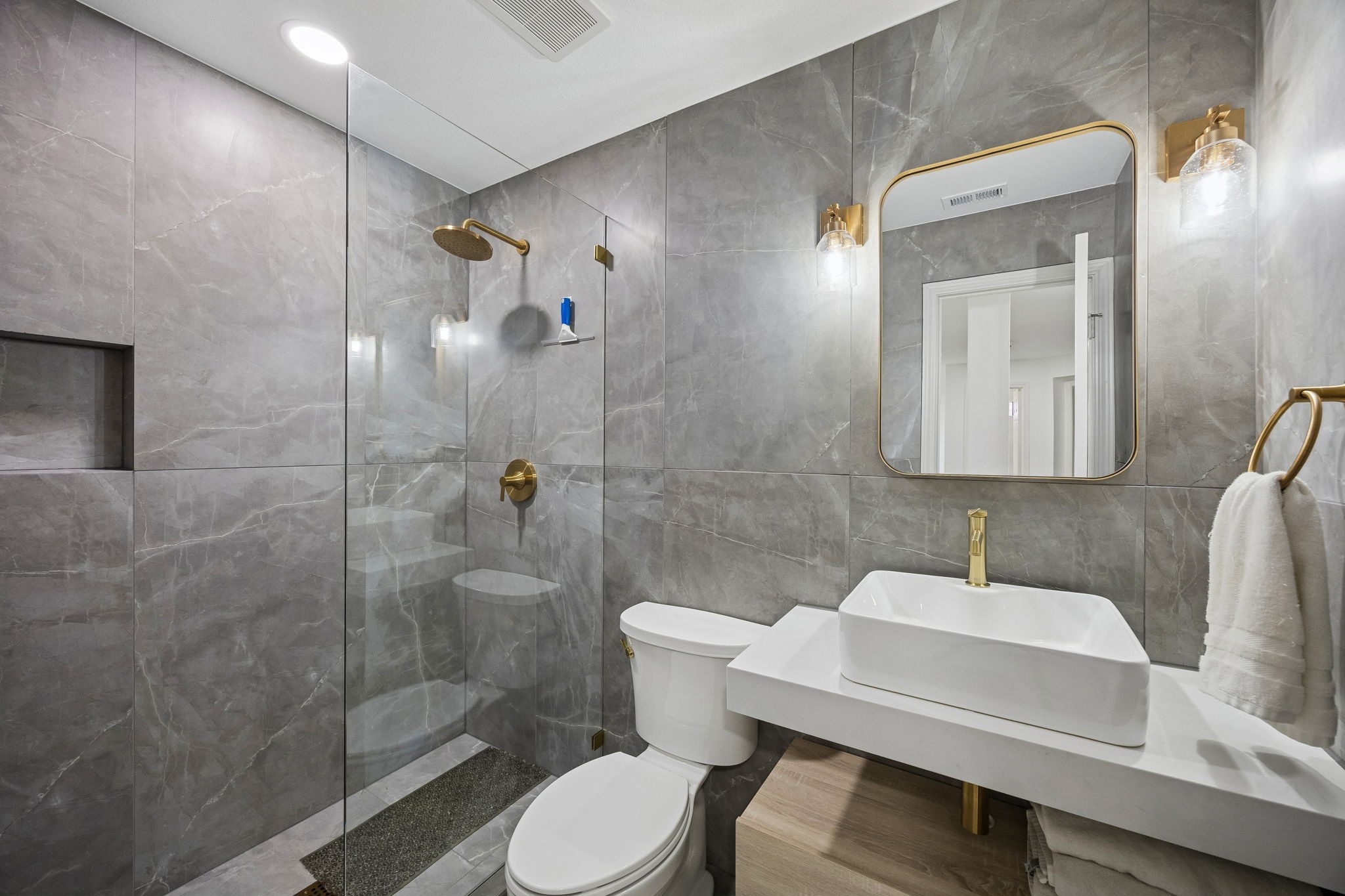 7204 Mornington Drive