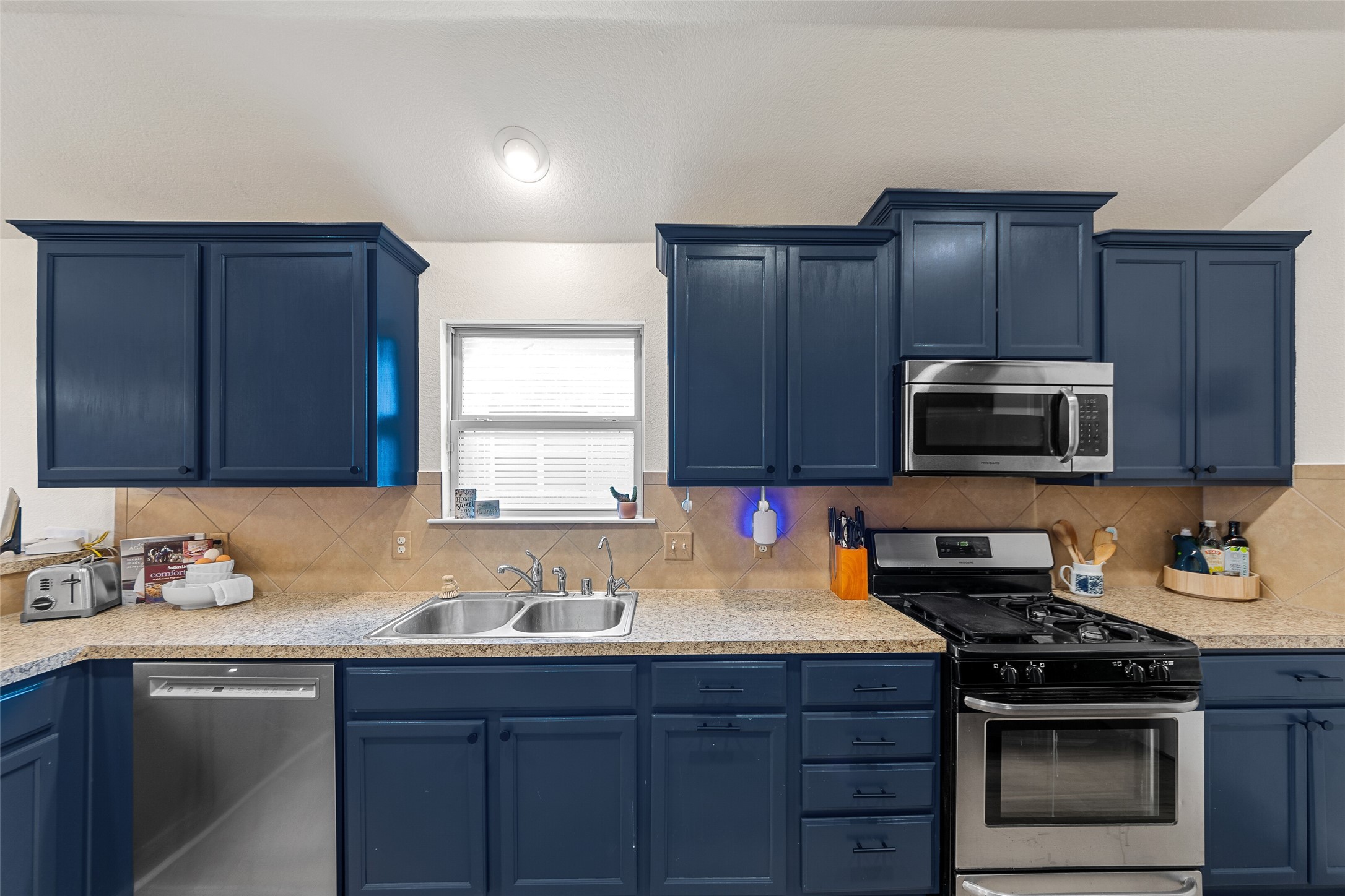 1514 Greenbrier Drive