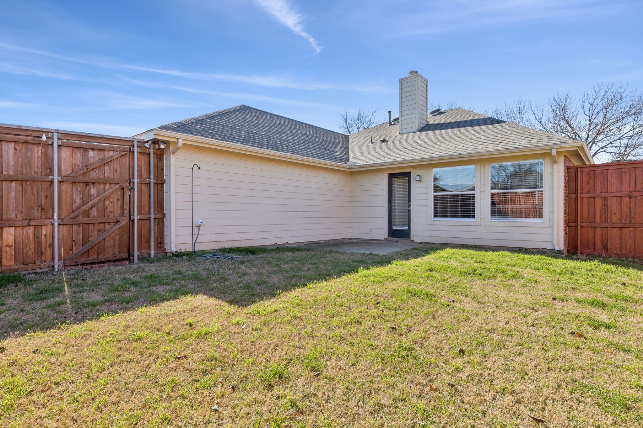 1728 River Oaks Drive