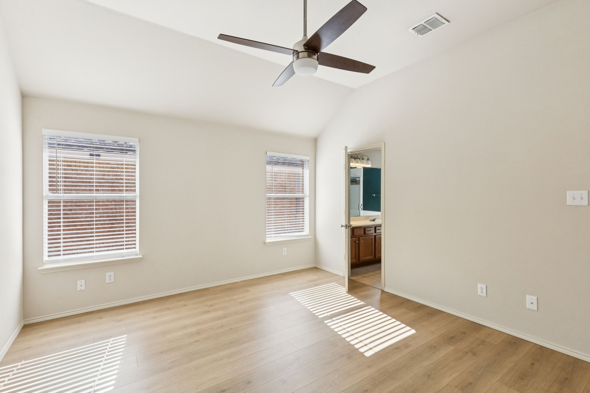 1728 River Oaks Drive