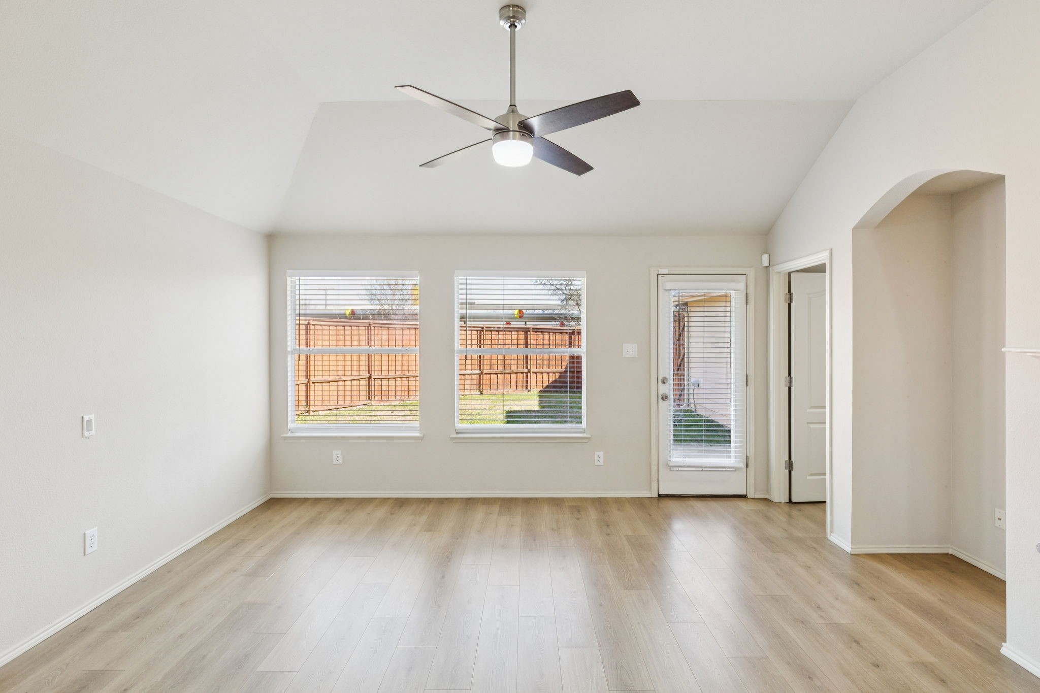 1728 River Oaks Drive