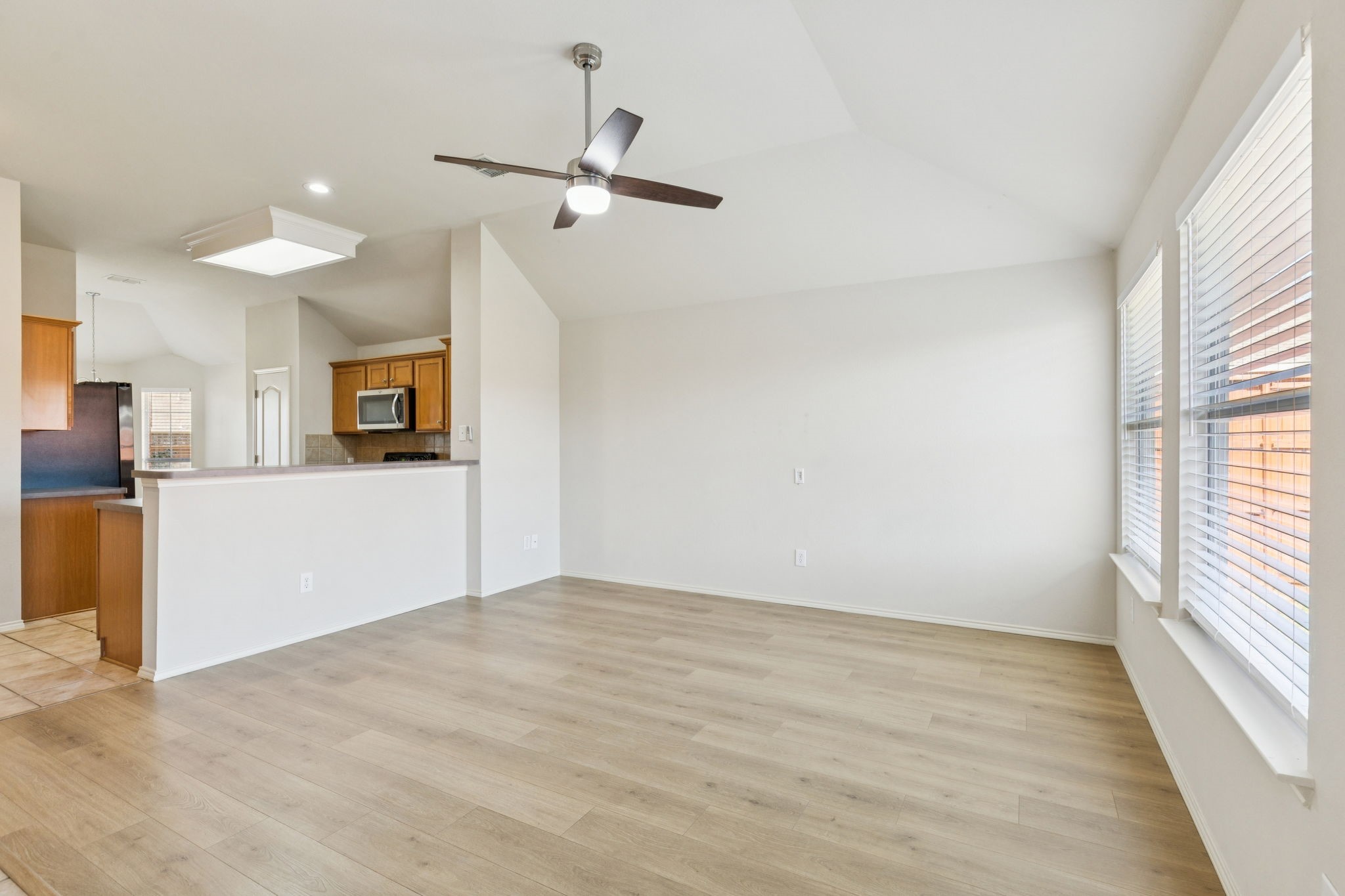 1728 River Oaks Drive