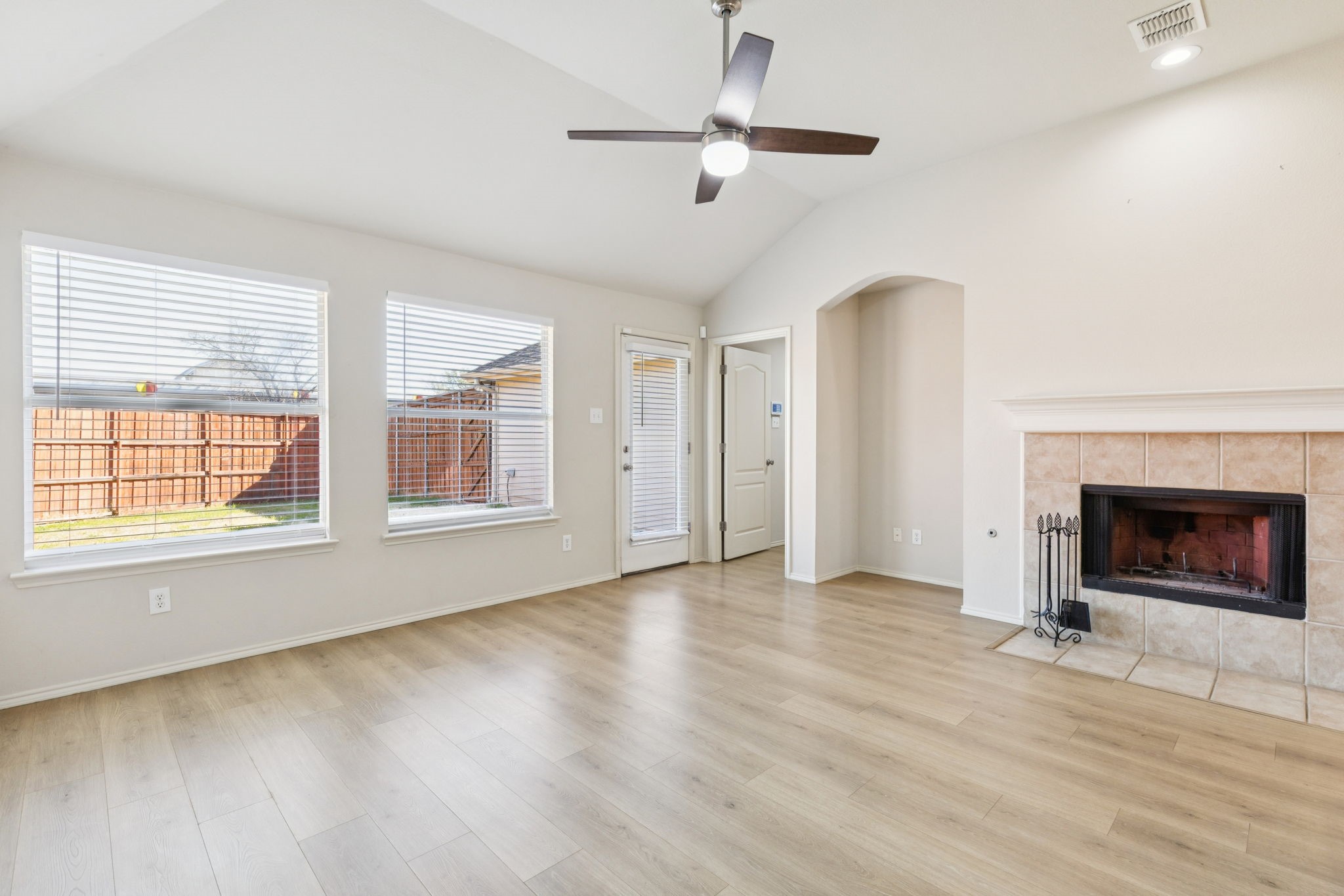 1728 River Oaks Drive