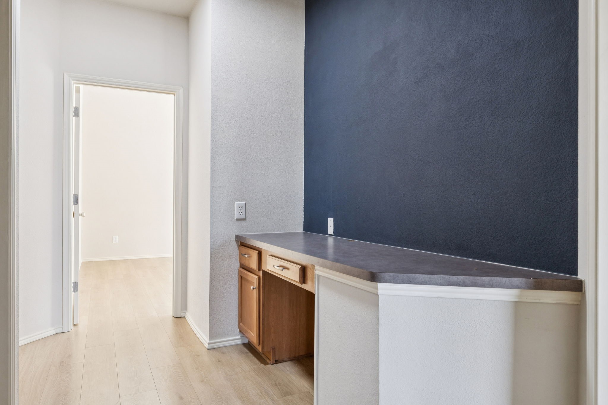 1728 River Oaks Drive