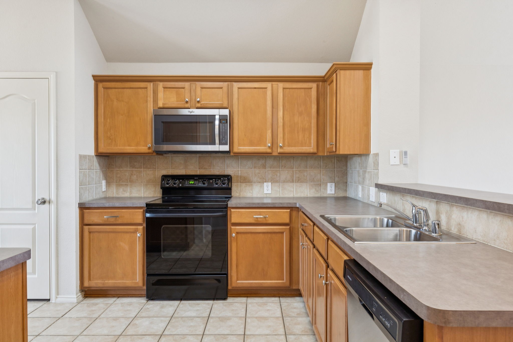 1728 River Oaks Drive