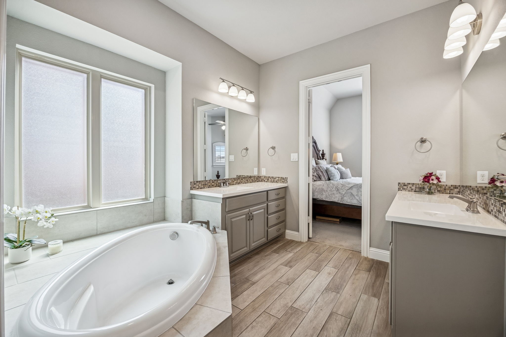 12128 Curry Creek Drive