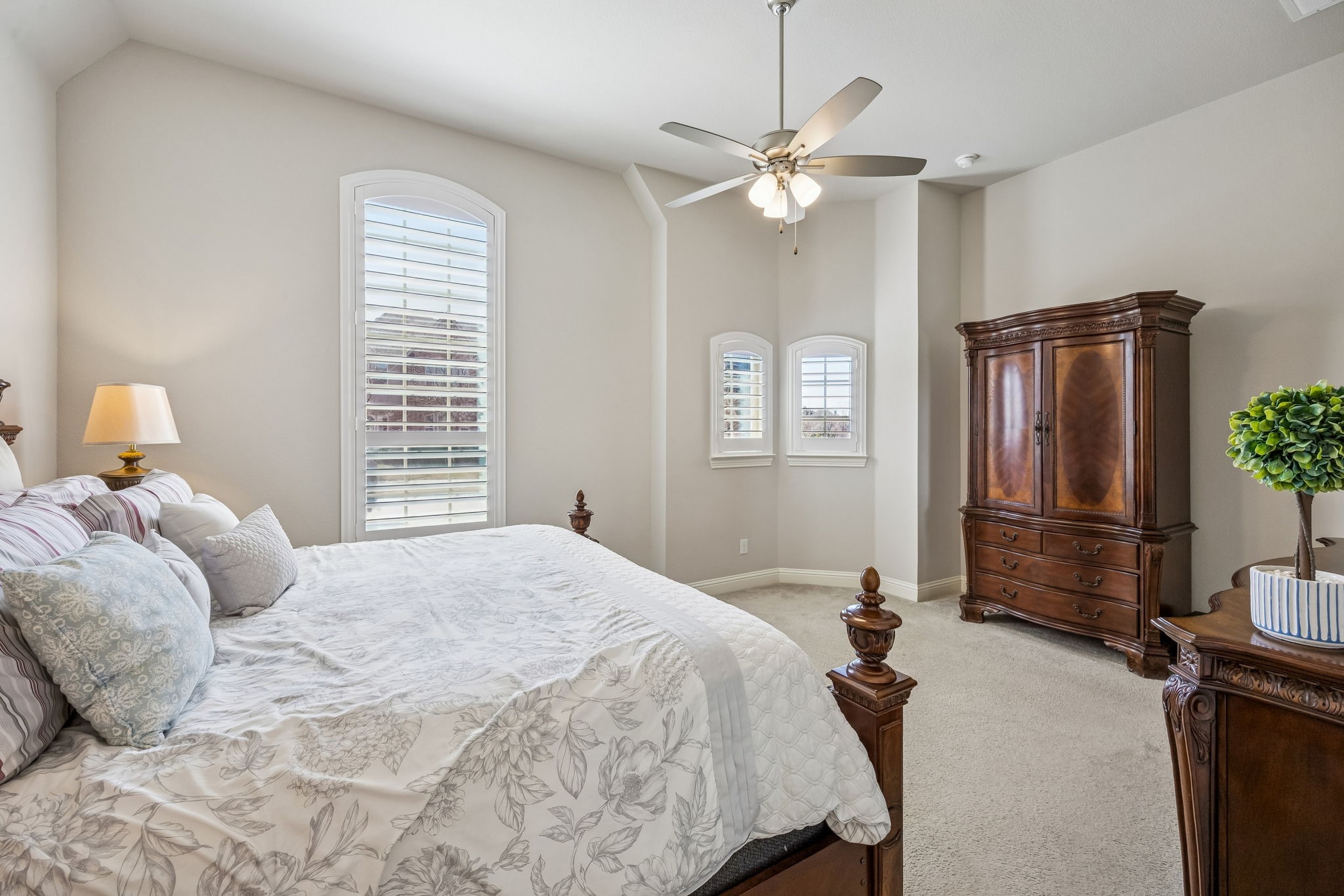 12128 Curry Creek Drive