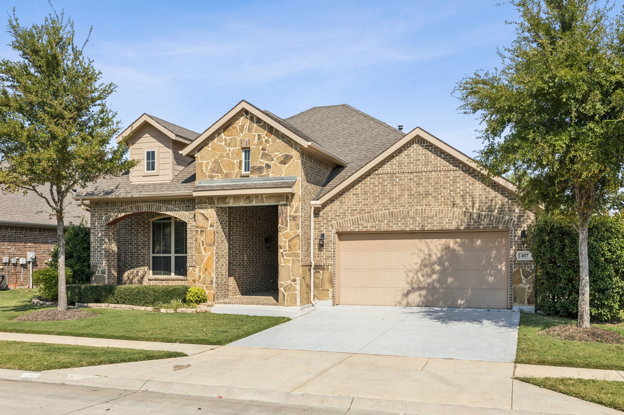 417 Traveller Street