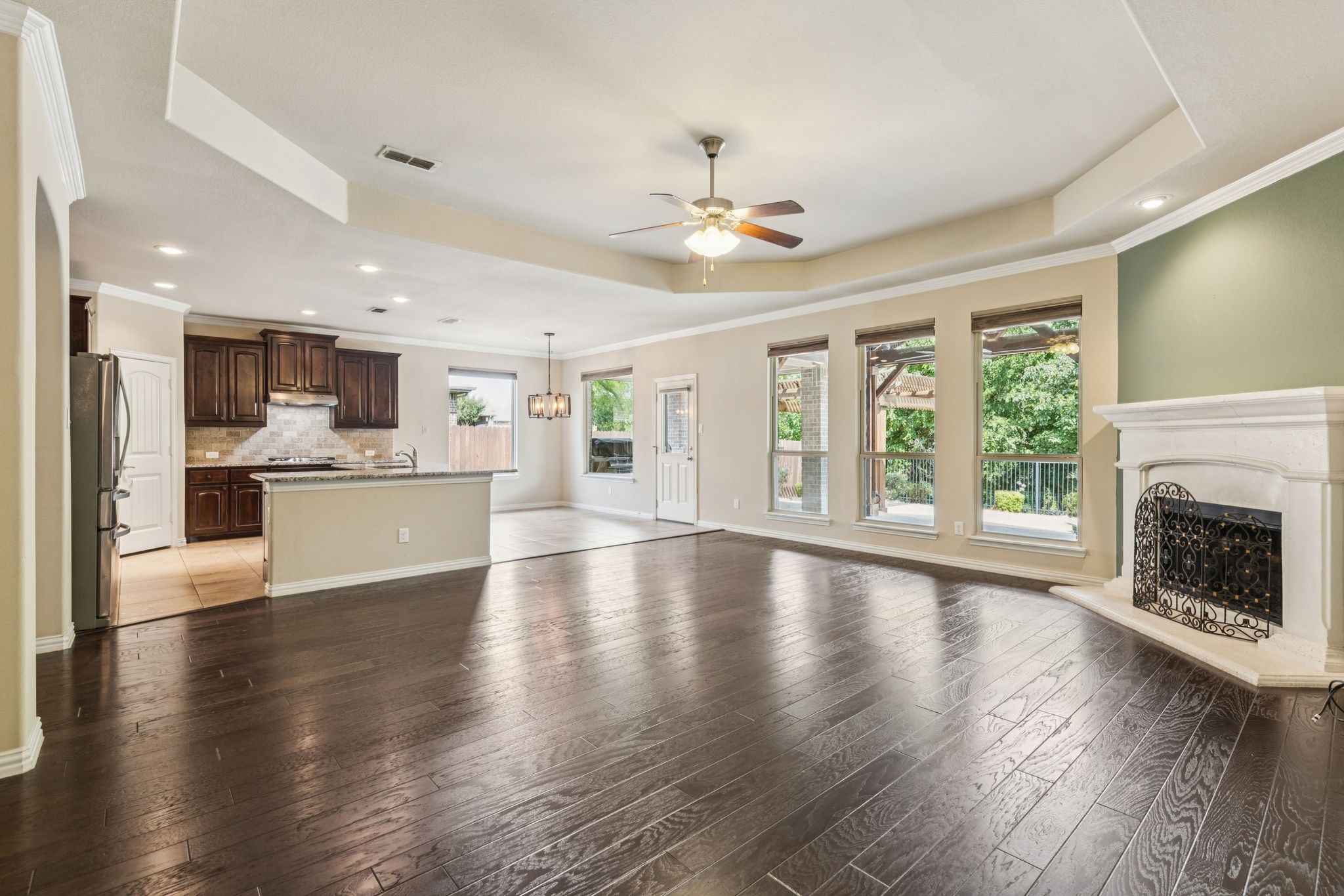 417 Traveller Street