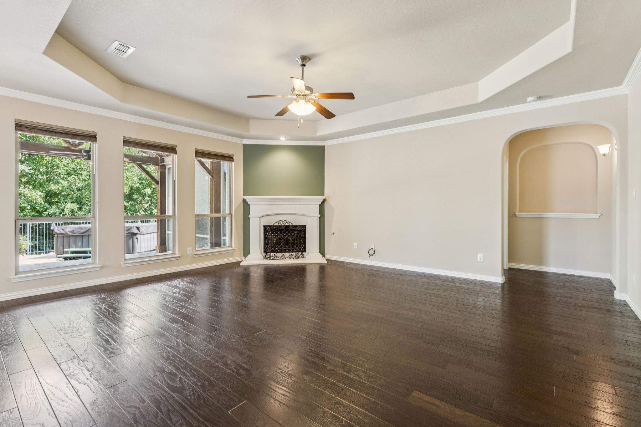 417 Traveller Street