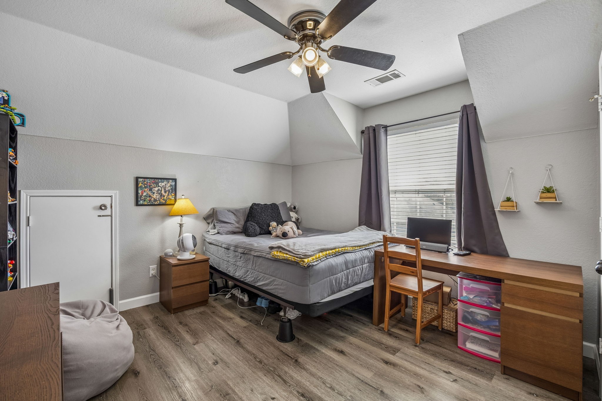 1512 Falmouth Drive
