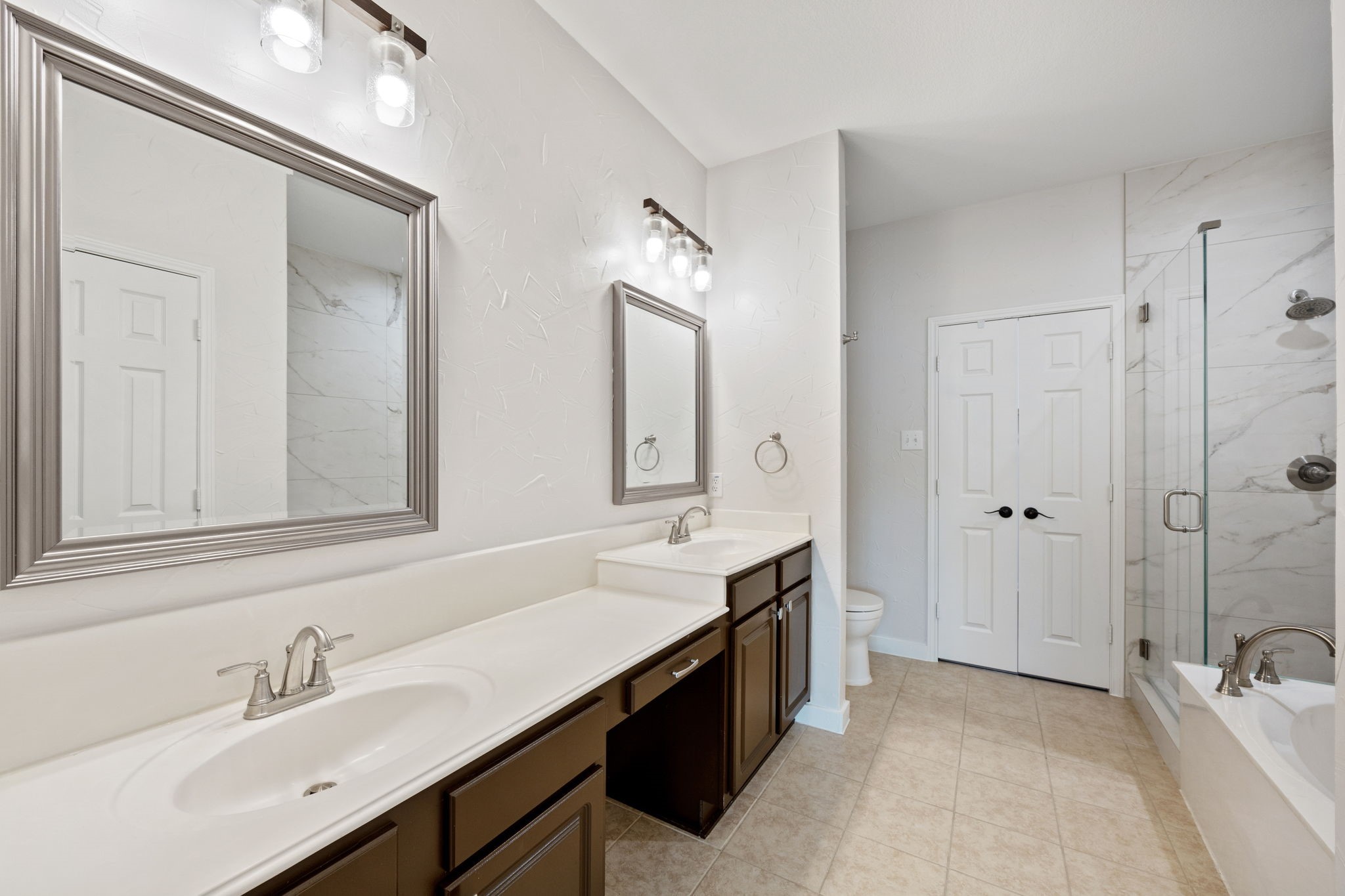 6728 Saddletree Trail