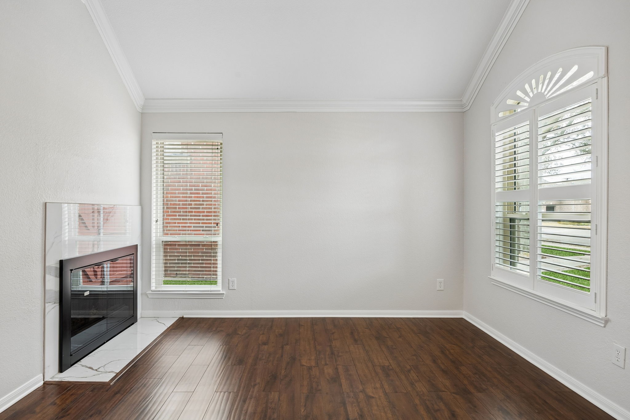 6728 Saddletree Trail