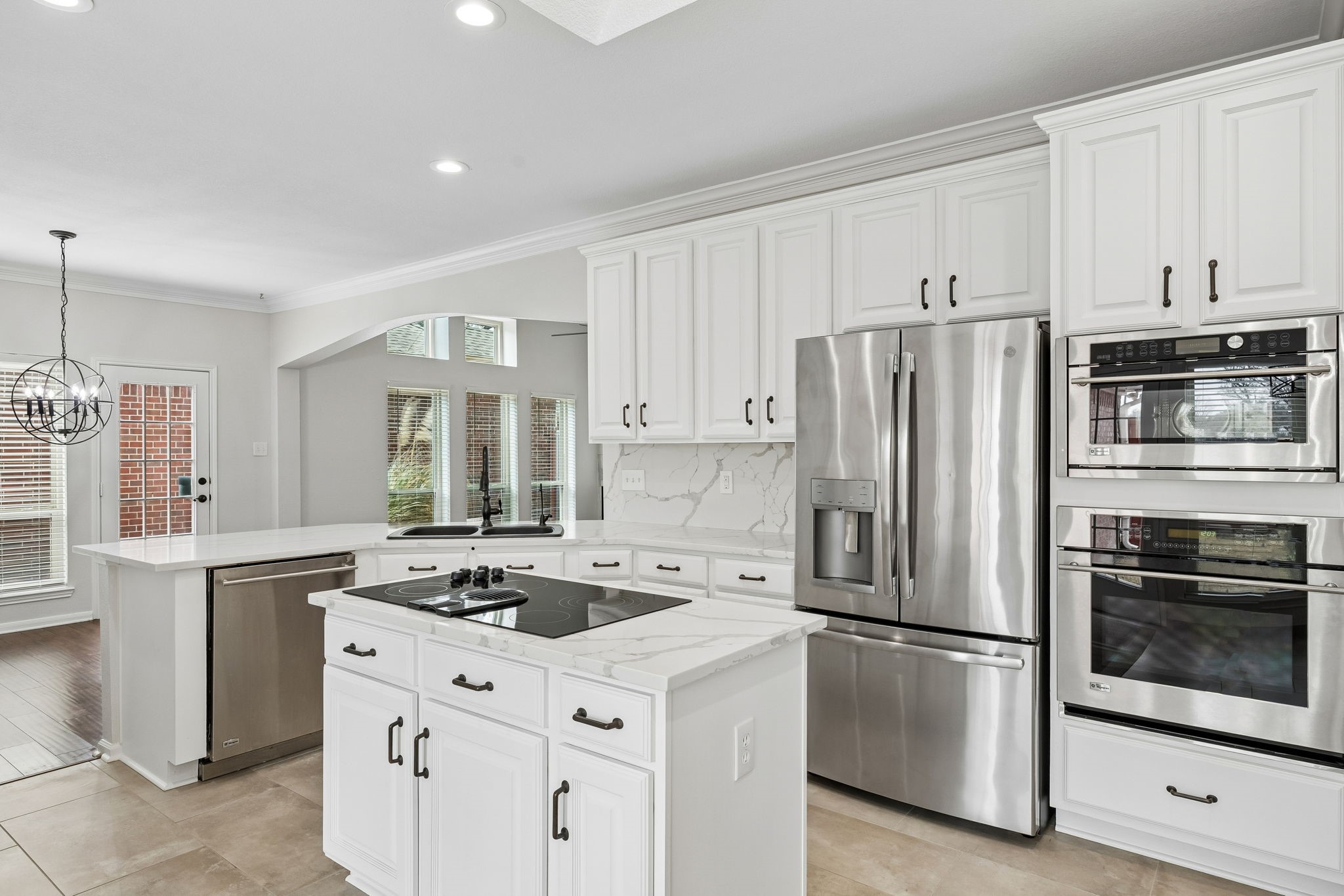 6728 Saddletree Trail