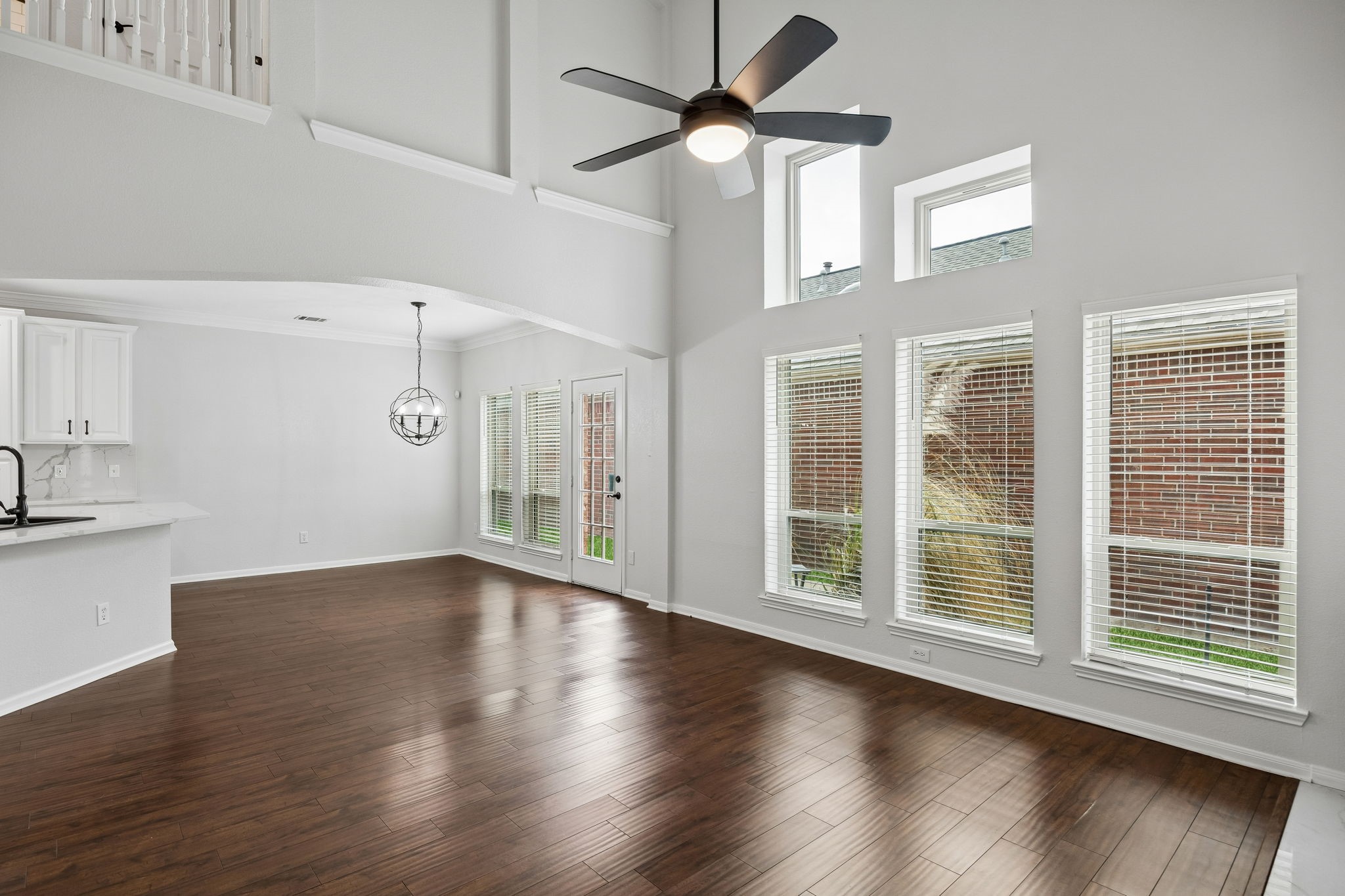 6728 Saddletree Trail