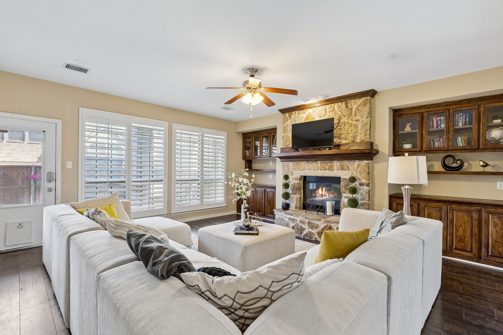 934 Dunleer Drive