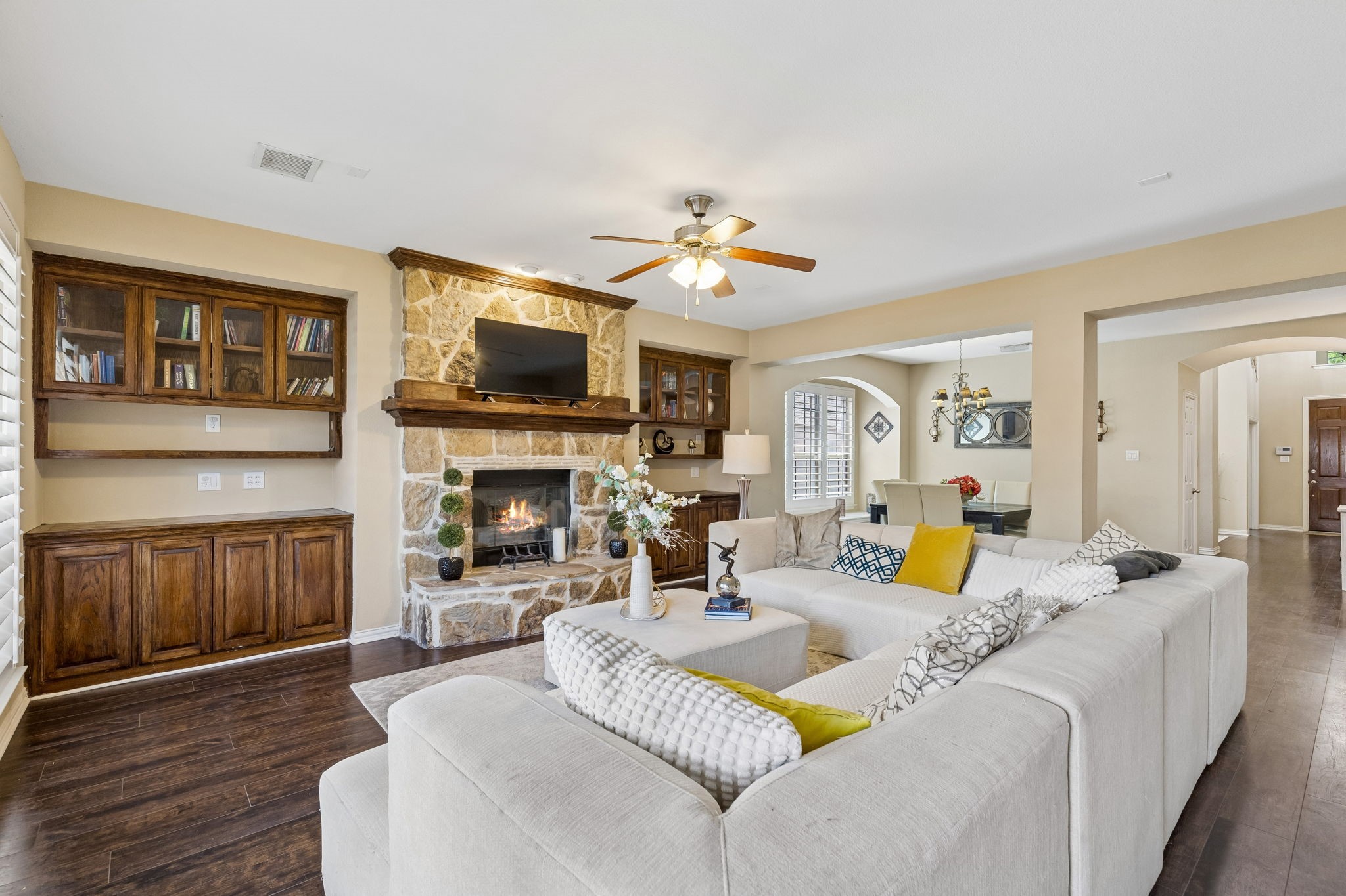 934 Dunleer Drive