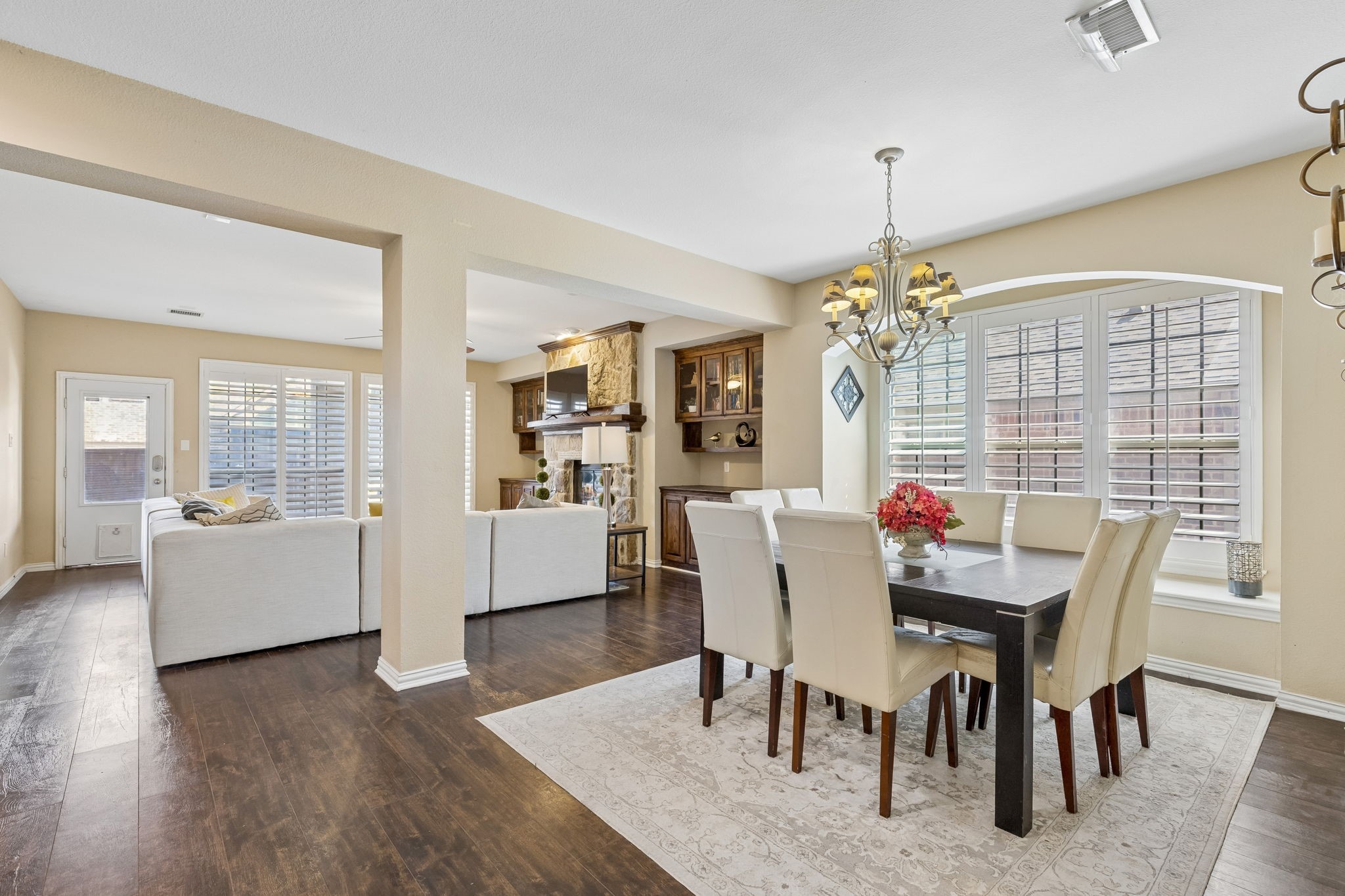 934 Dunleer Drive