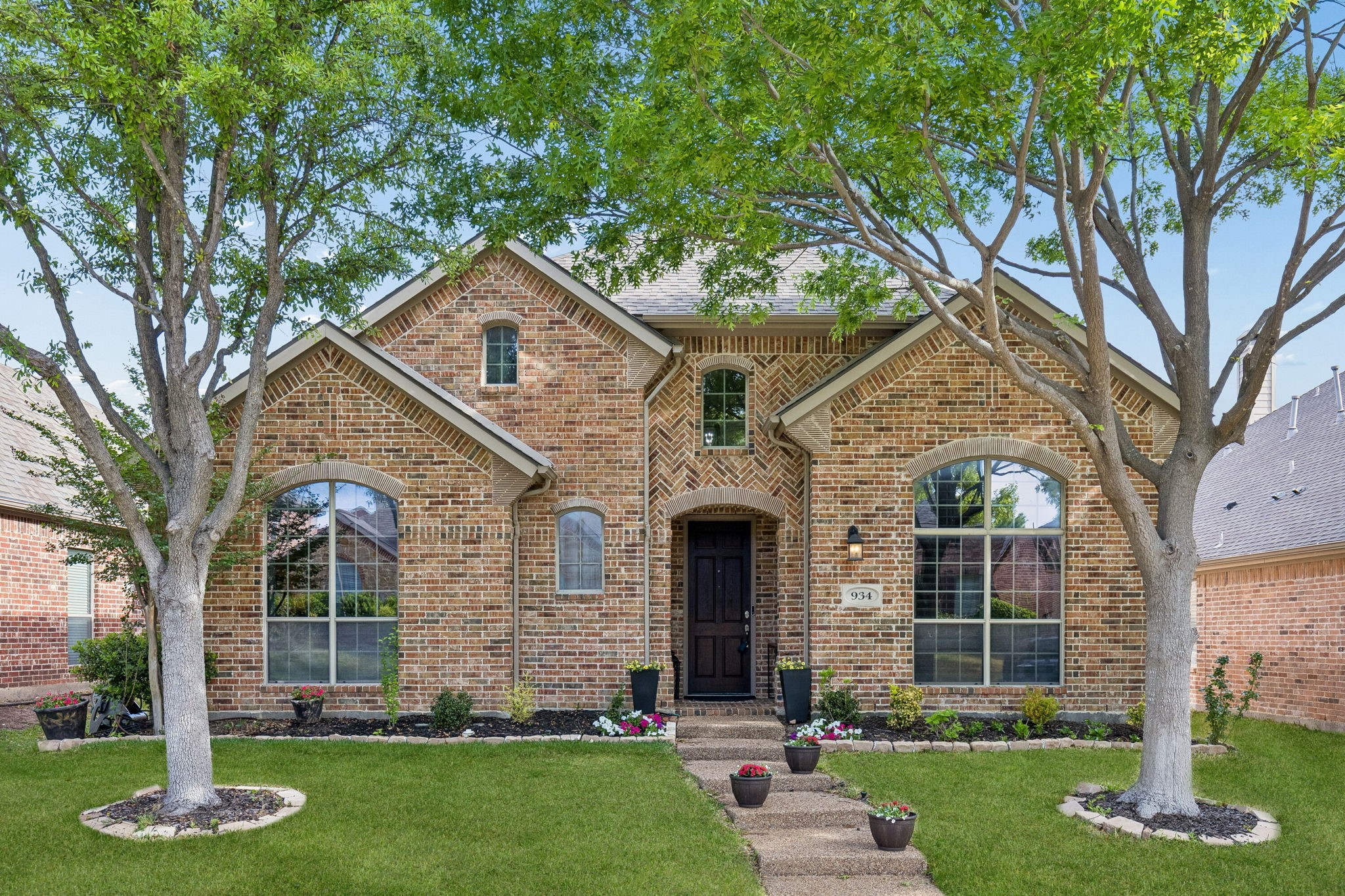 934 Dunleer Drive