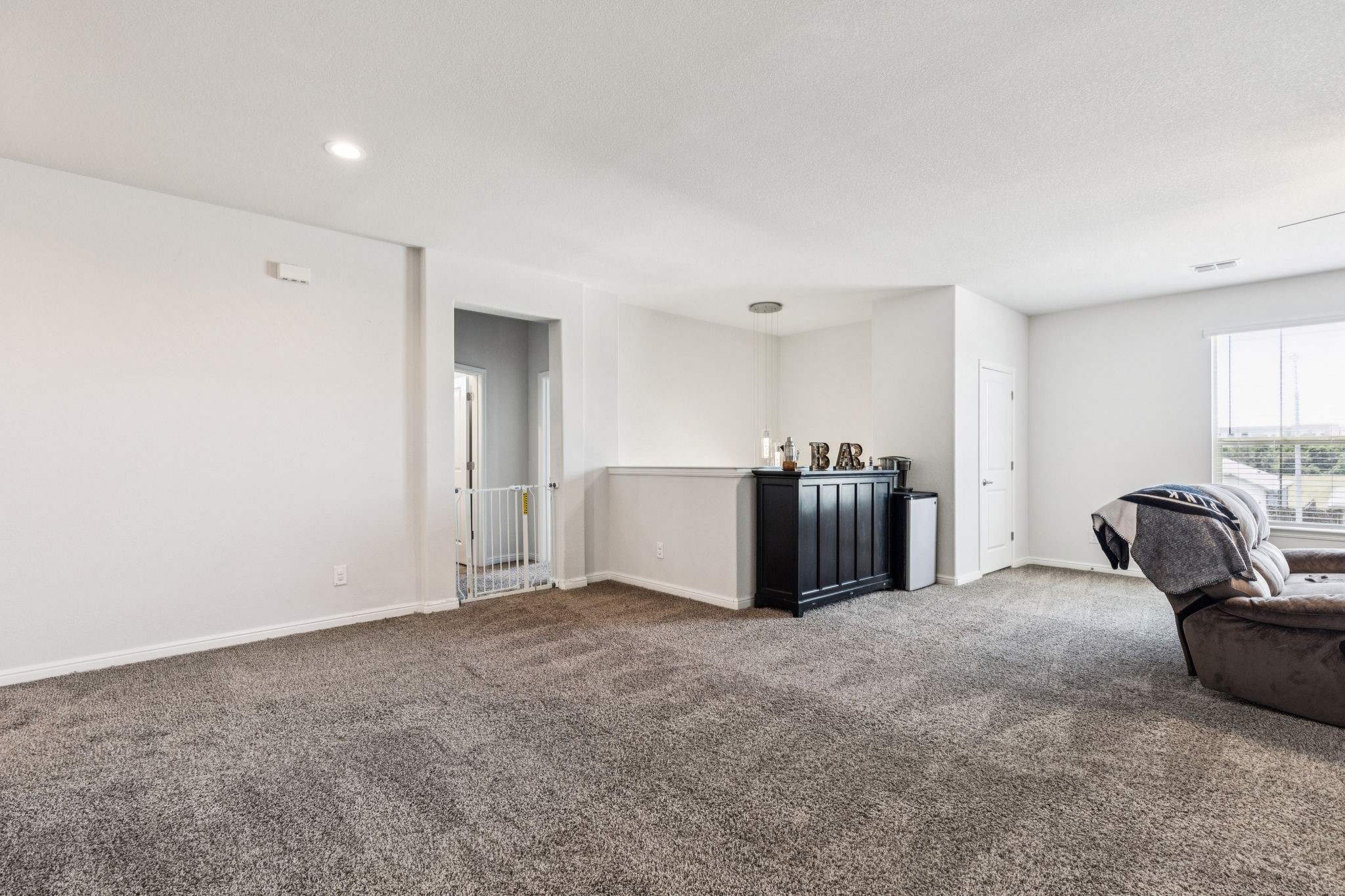 1449 Archway Court