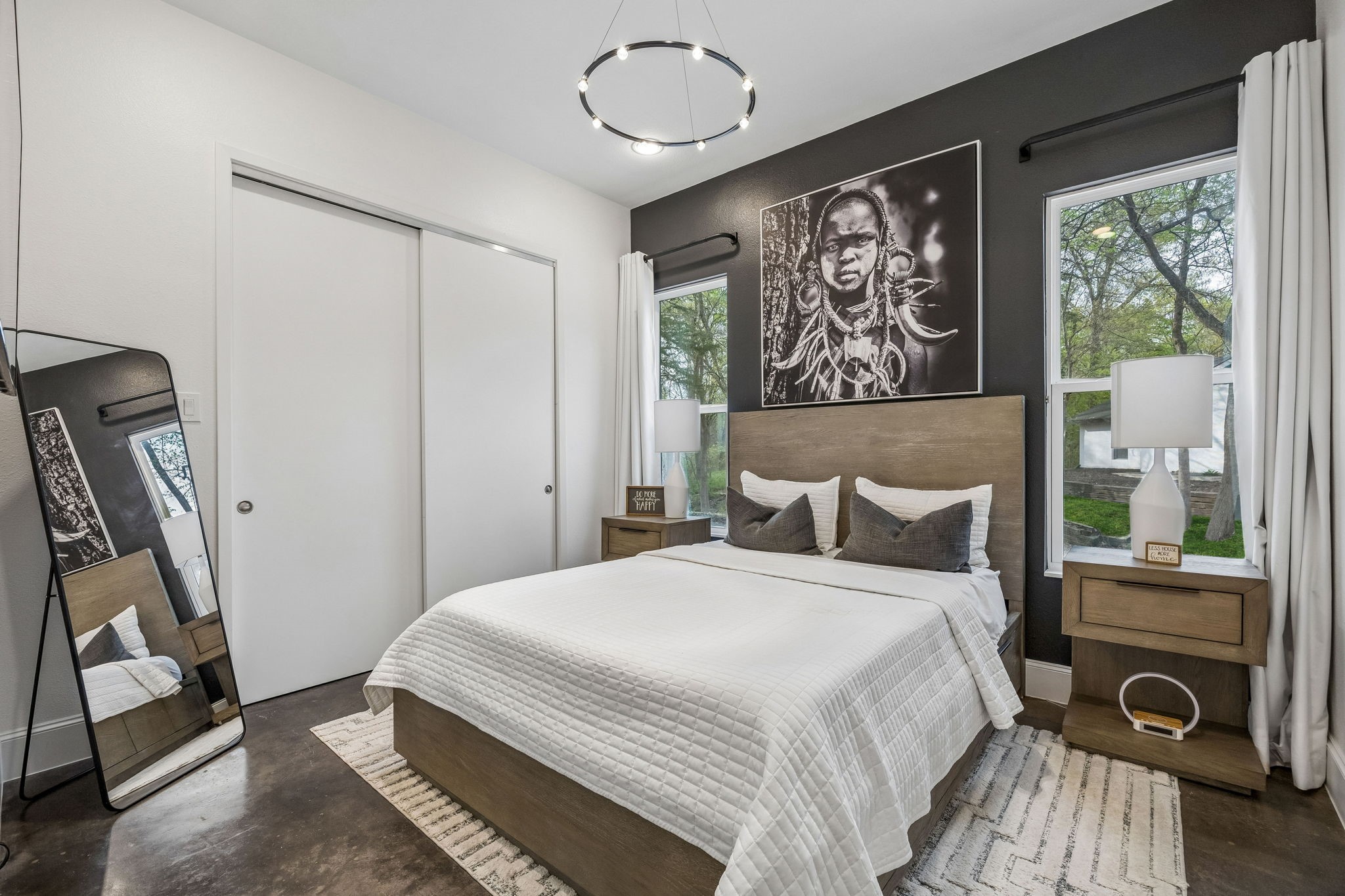 1250 Alto Vista Street