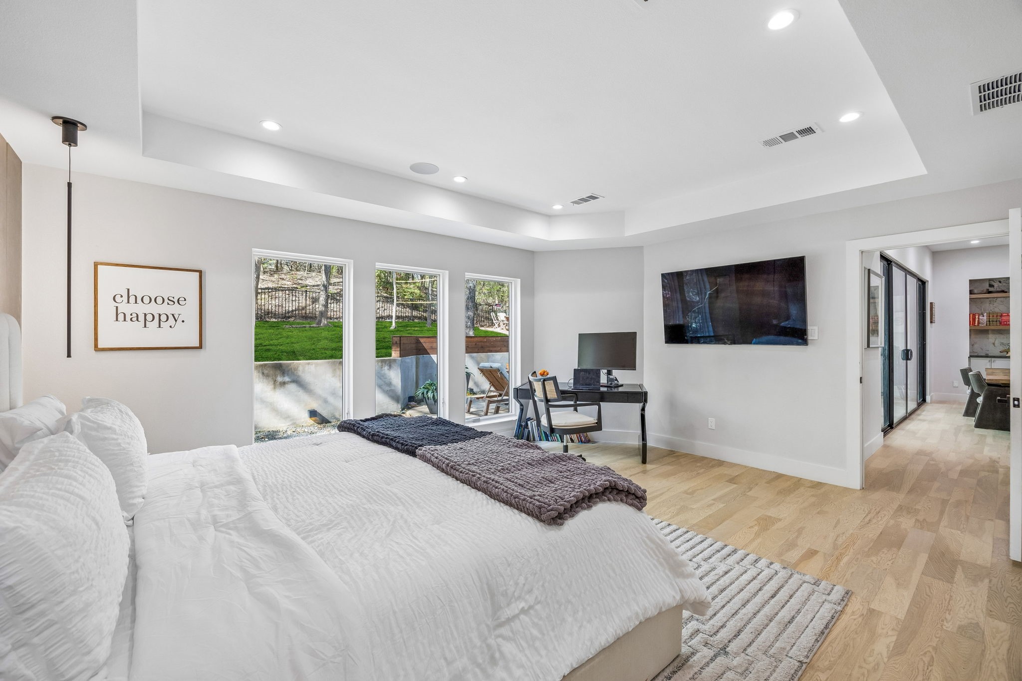 1250 Alto Vista Street