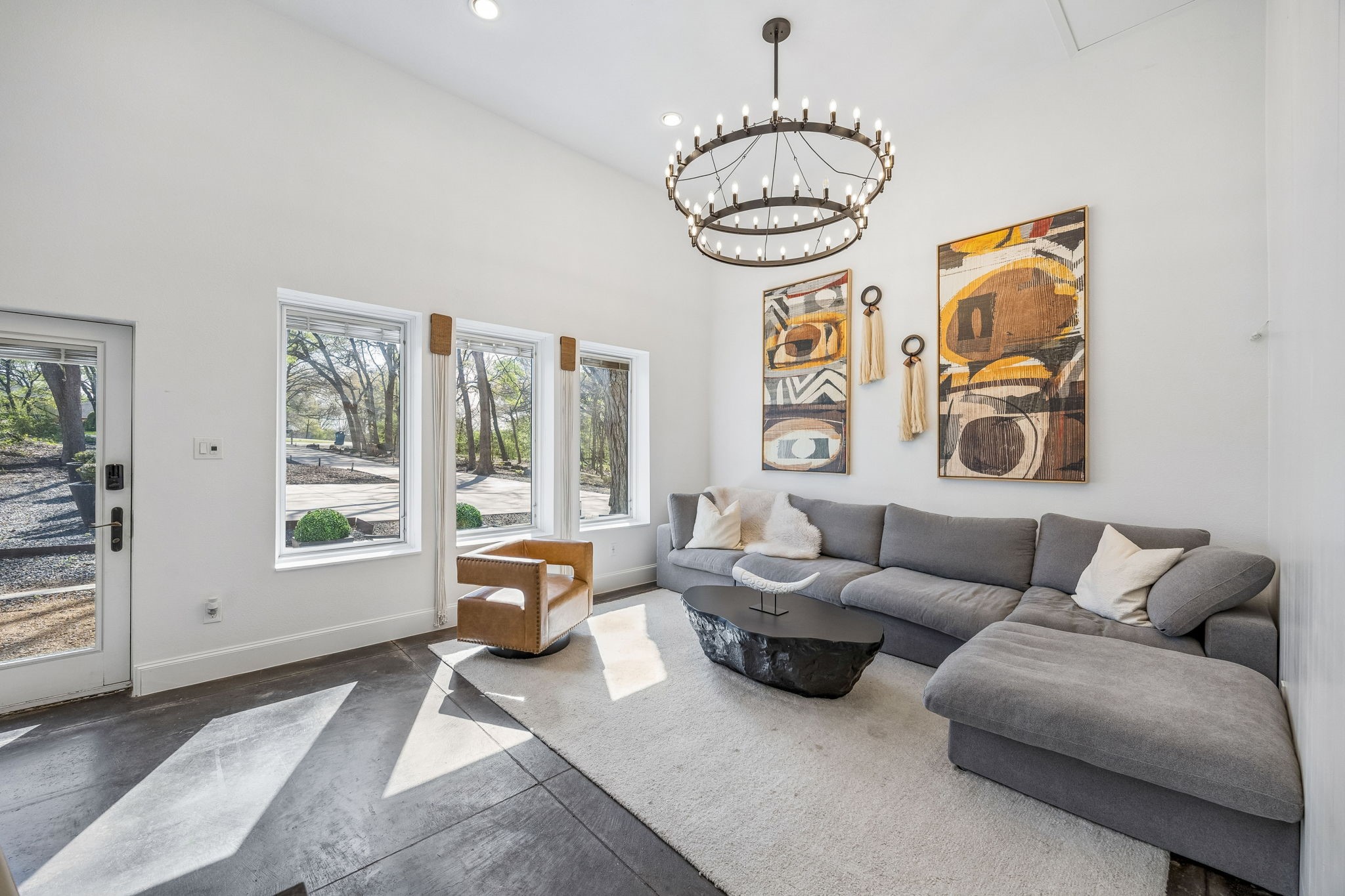 1250 Alto Vista Street