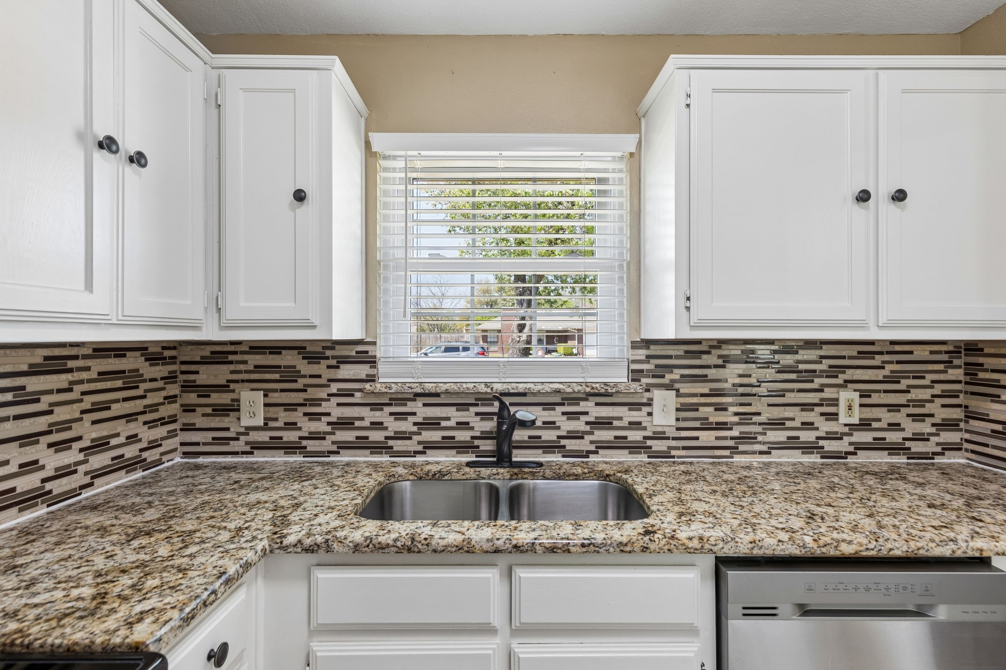 906 Bayfield Drive