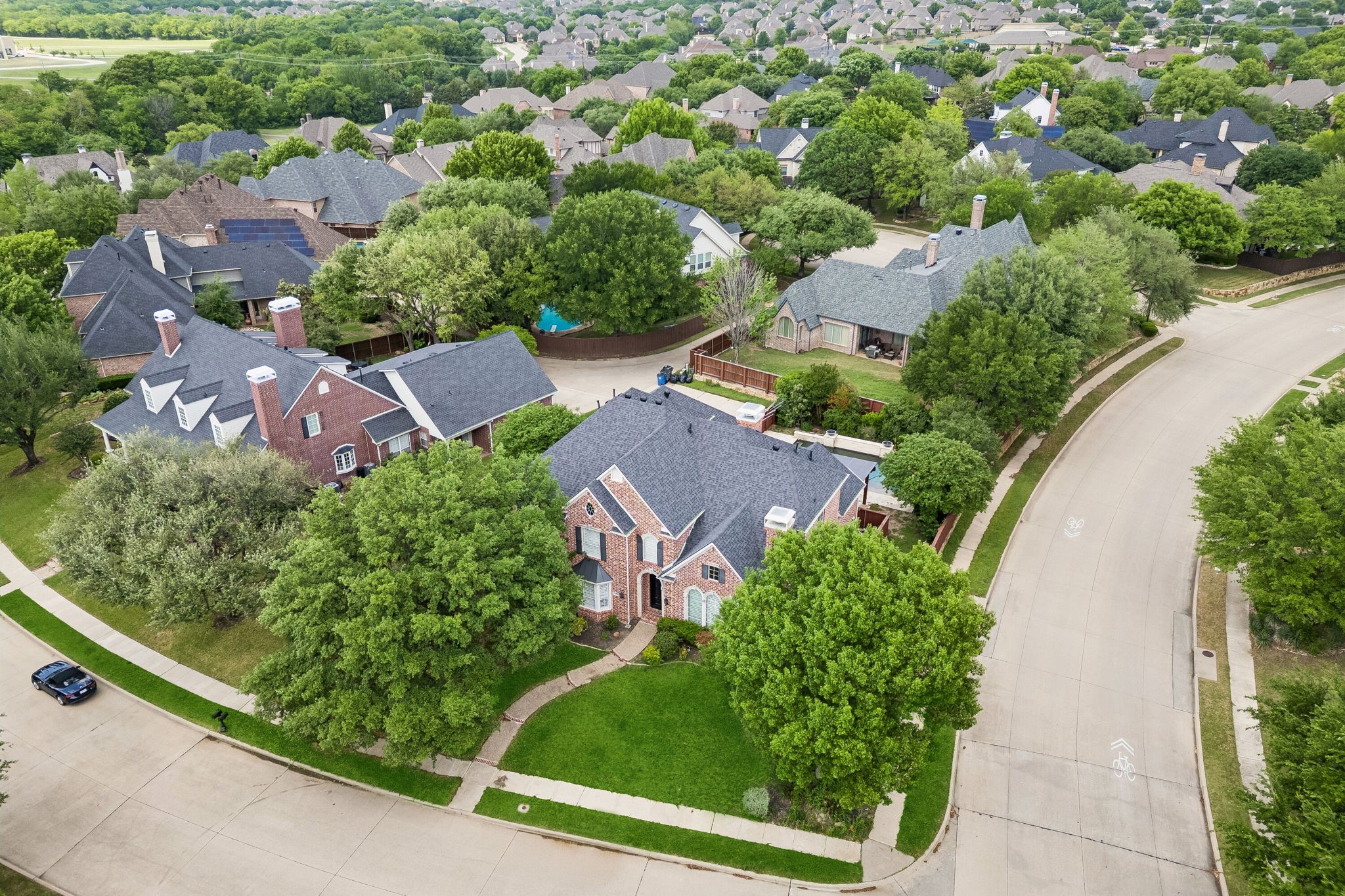 1000 Navarro Drive