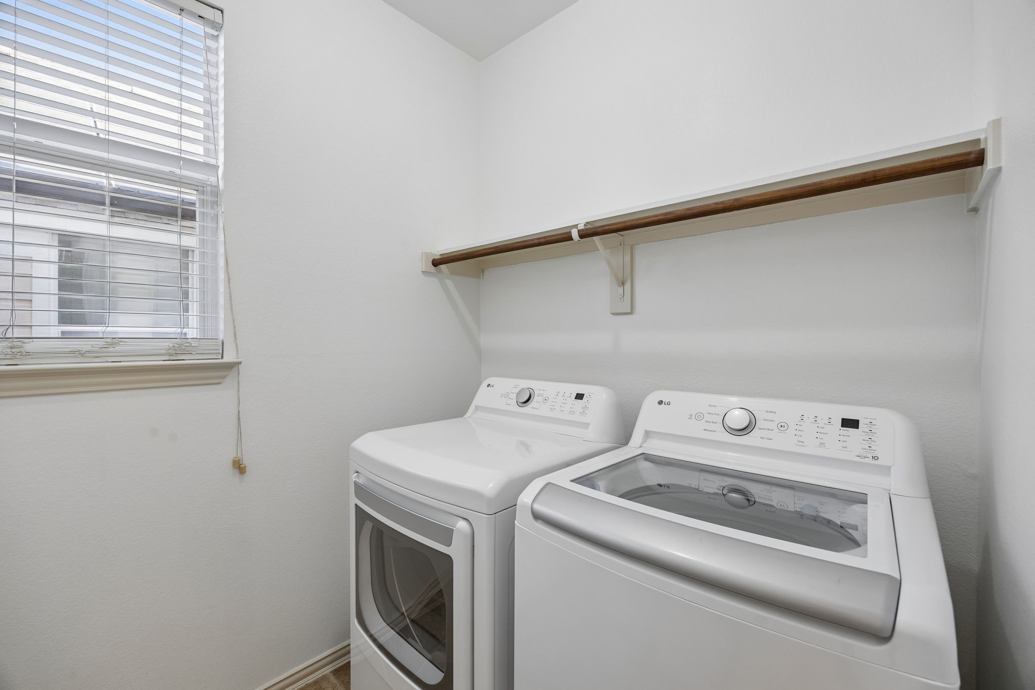 1376 Kingston Place