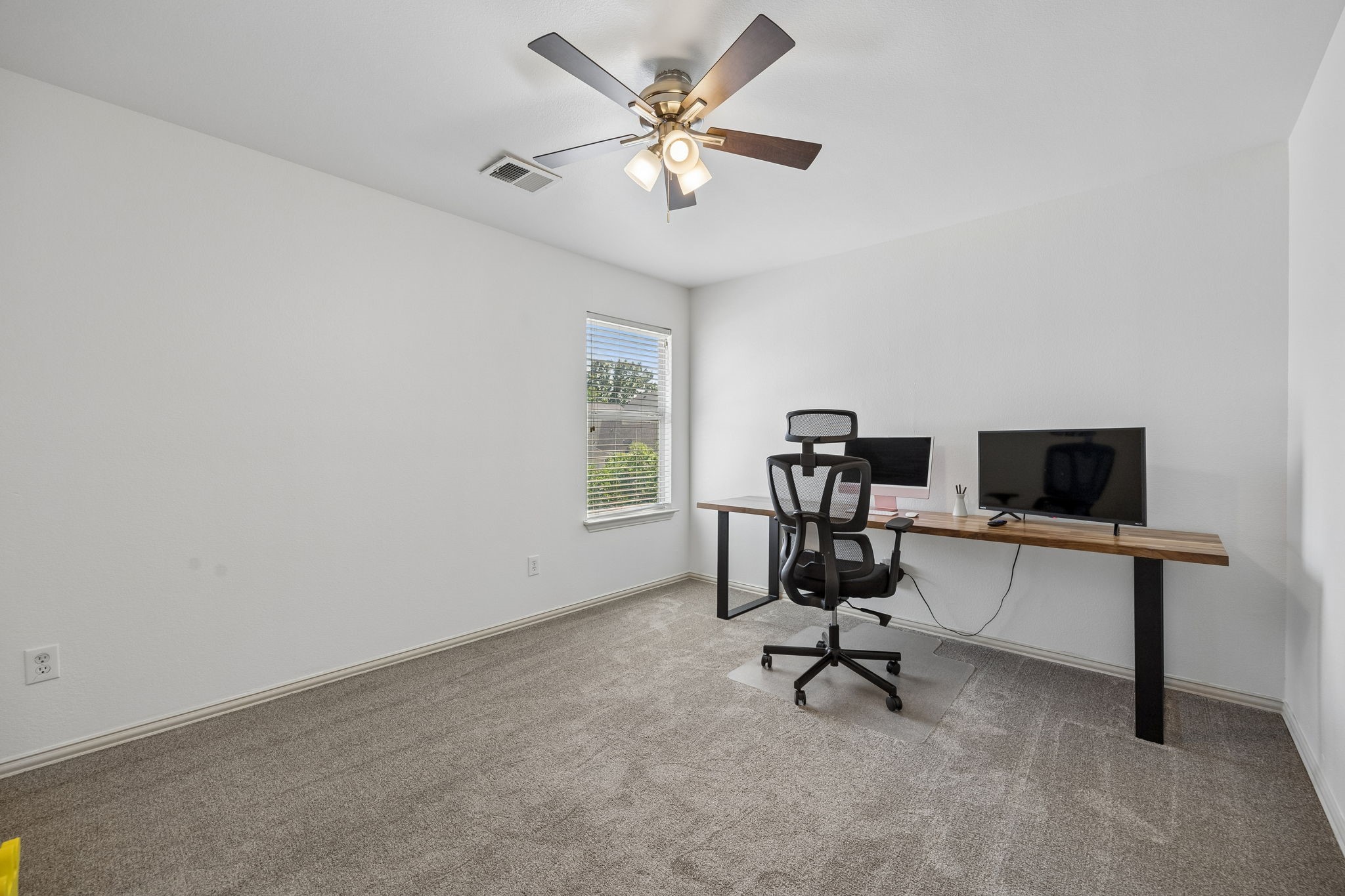 1376 Kingston Place