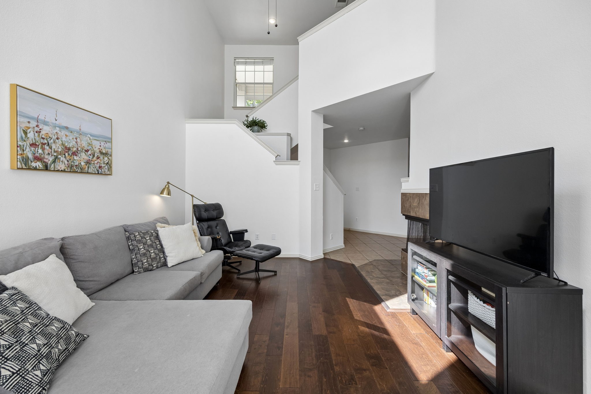 1376 Kingston Place