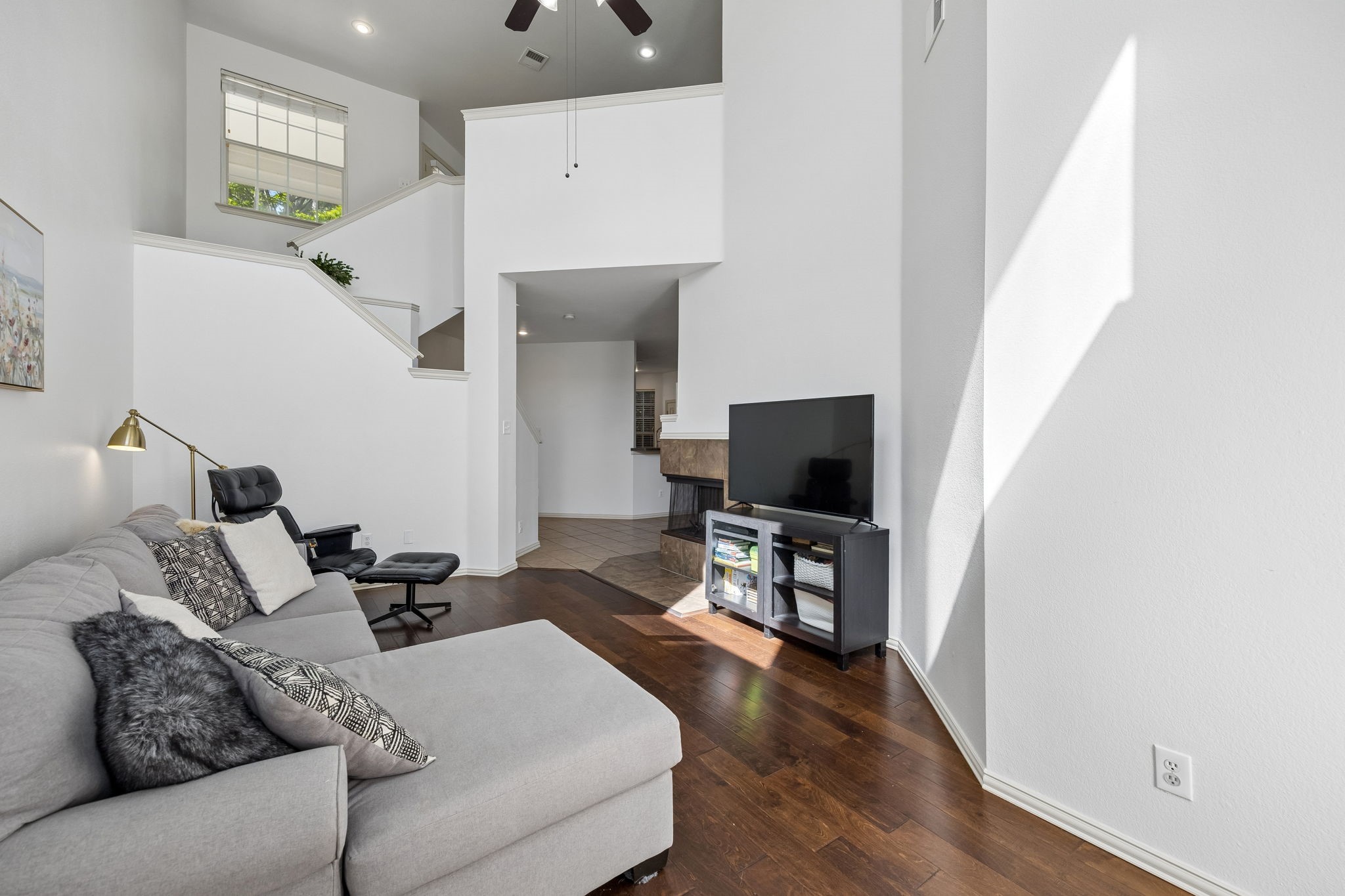 1376 Kingston Place