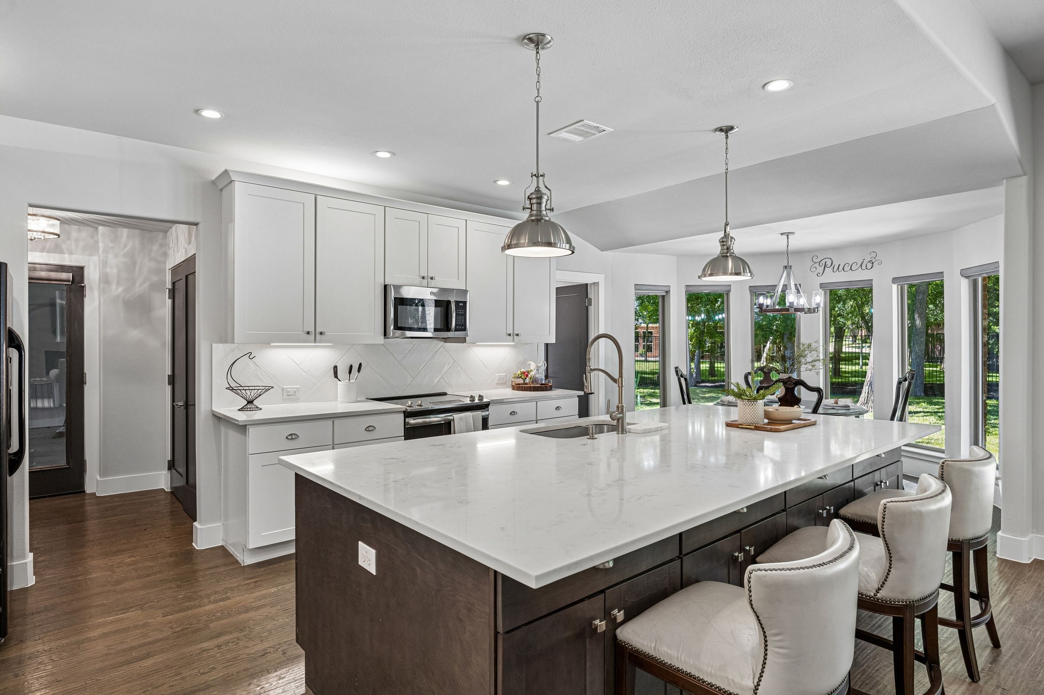 732 Creek Valley Court