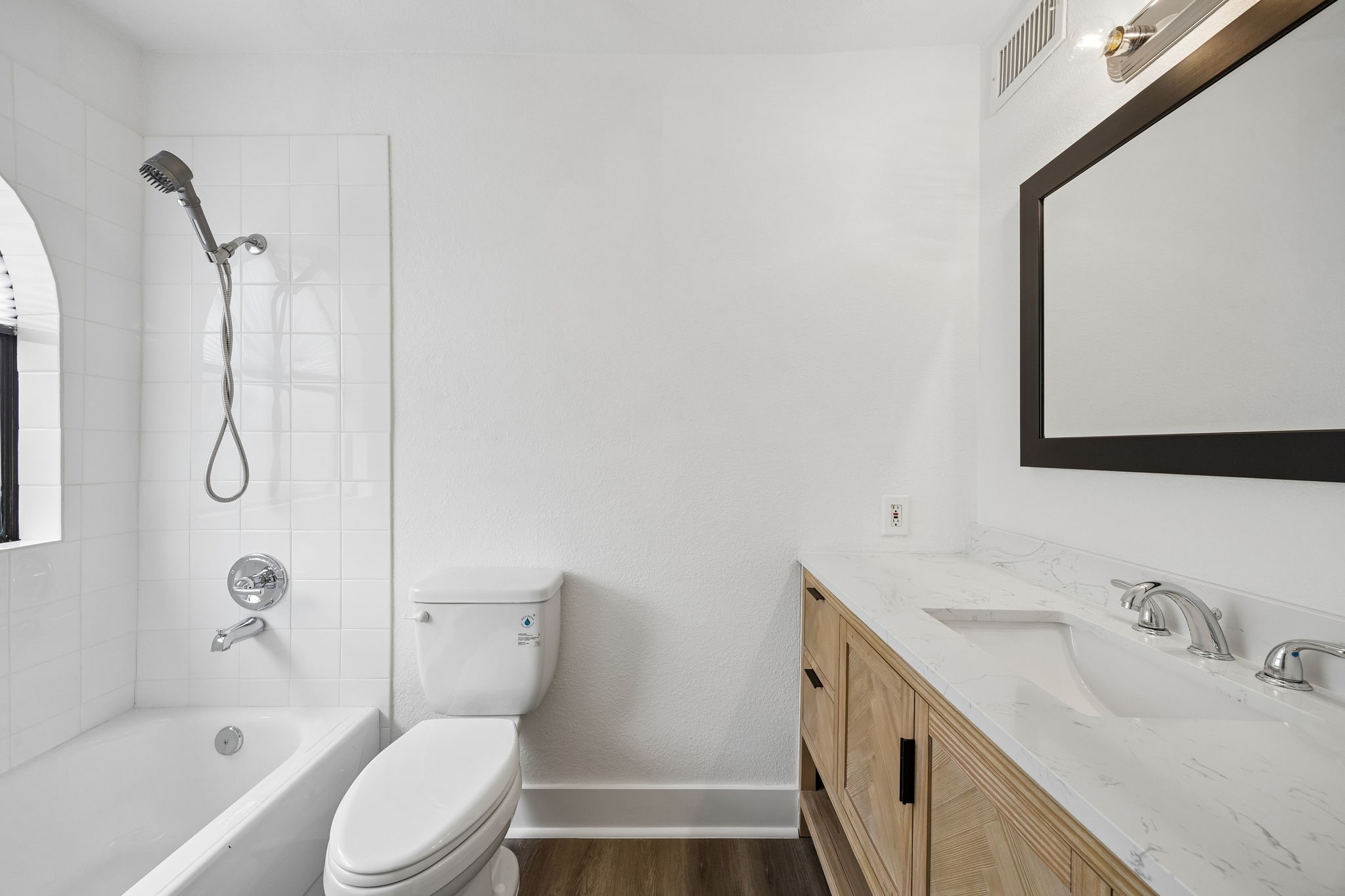 6108 Abrams Road 410