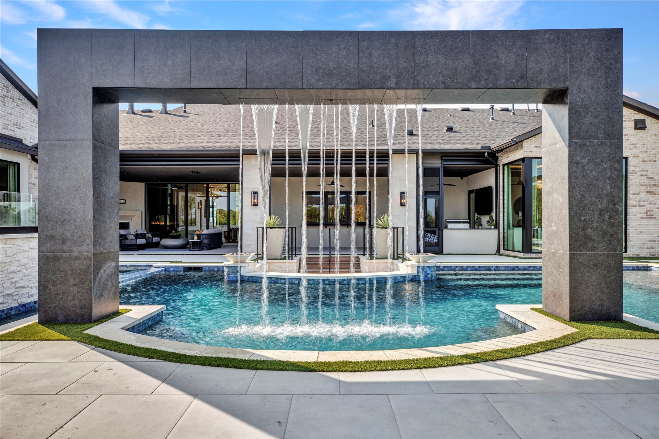 1125 W Blondy Jhune Road