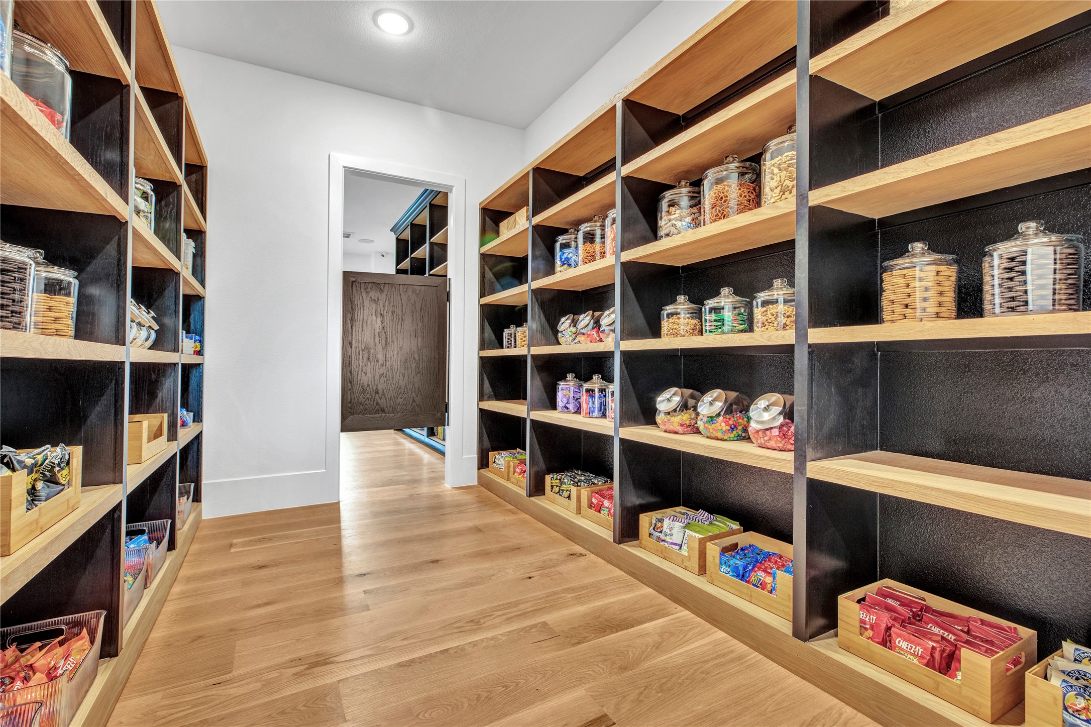 1125 W Blondy Jhune Road