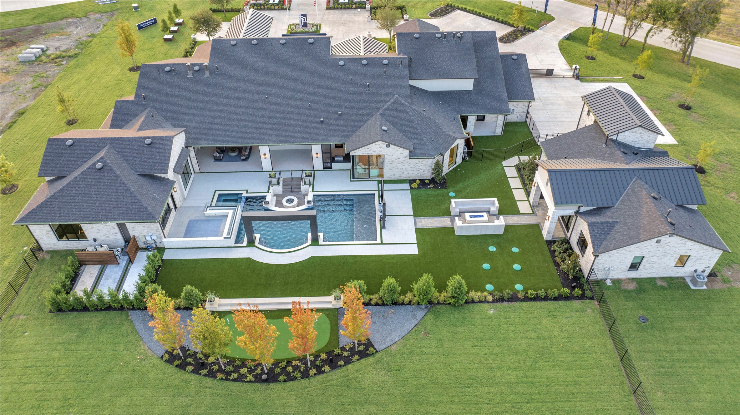 1125 W Blondy Jhune Road