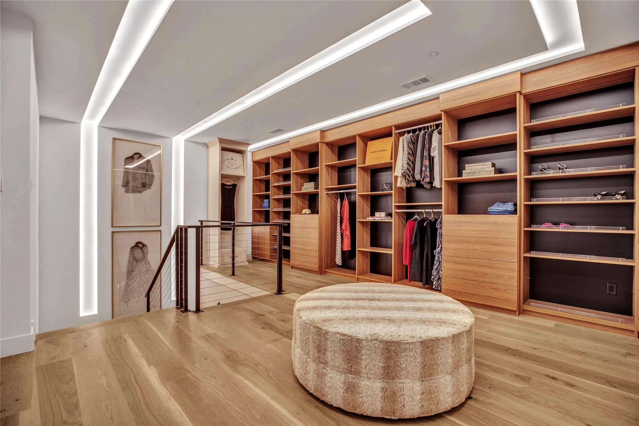 1125 W Blondy Jhune Road