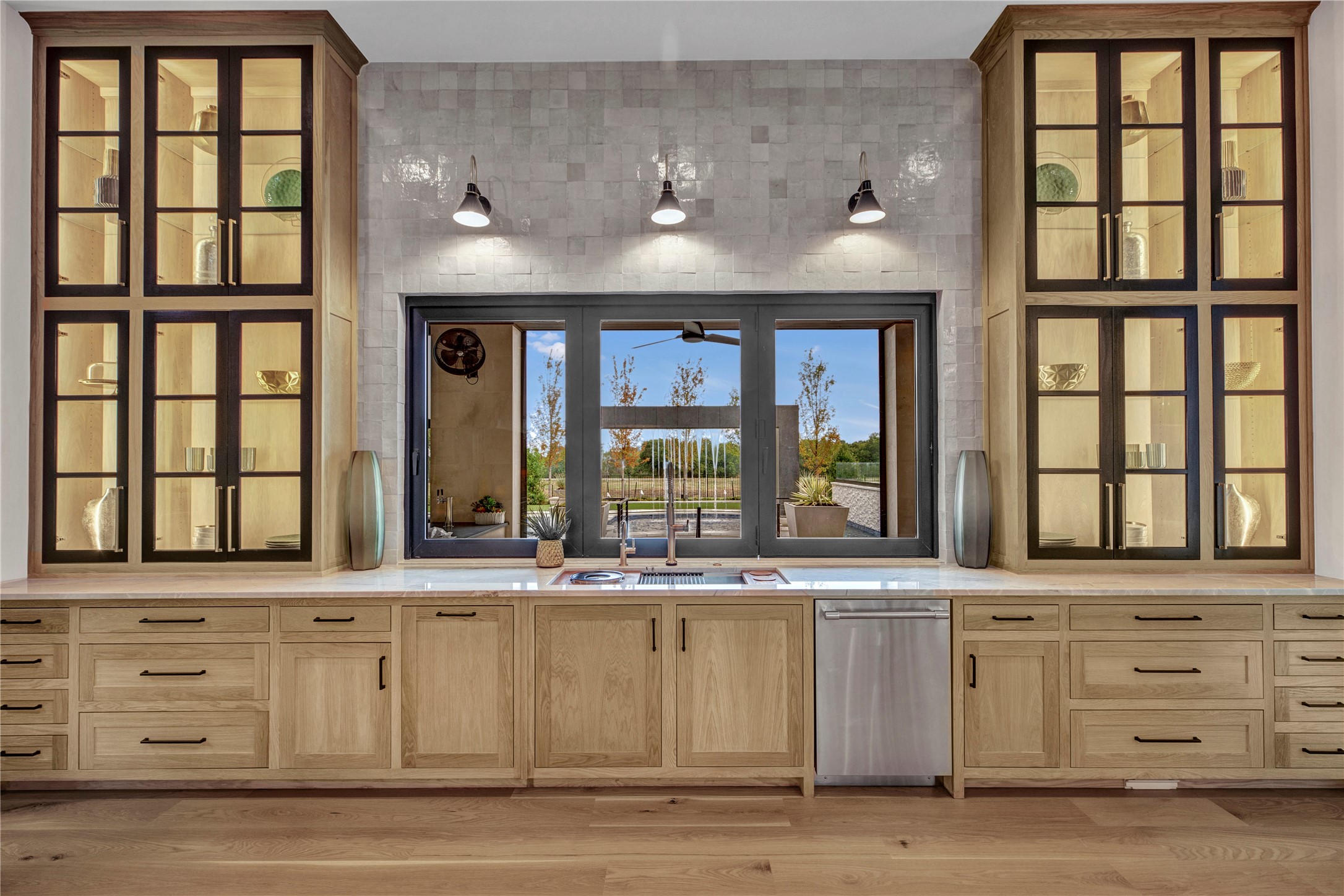 1125 W Blondy Jhune Road